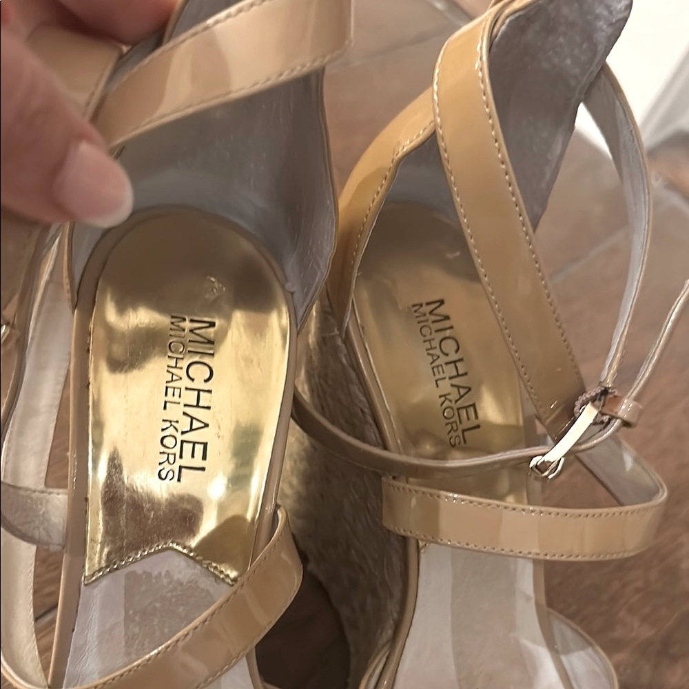 Chic Leather Wedge Sandals - Picture 7 of 7
